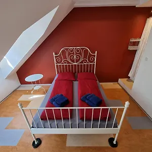alinas.vienna-besthotels.com/